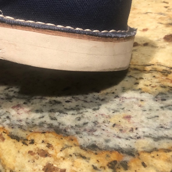 Causal blue shoes with white stitch: used - Picture 6 of 8